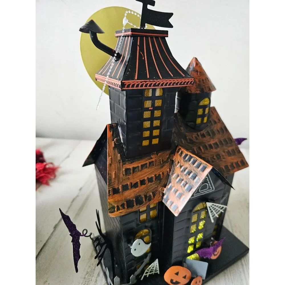 TMetal light up haunted‎ house Halloween moon ghost decor